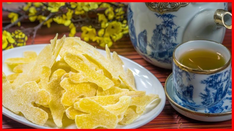 Thưởng thức món Mứt gừng cùng trà Việt thơm ngon